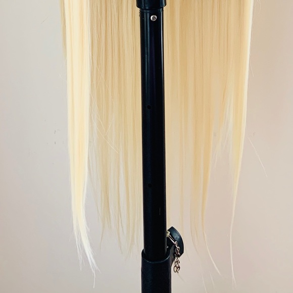 Very Pretty Long Blonde Premium Fiber Lace Front Wig Daily Wear or Events - Picture 13 of 15